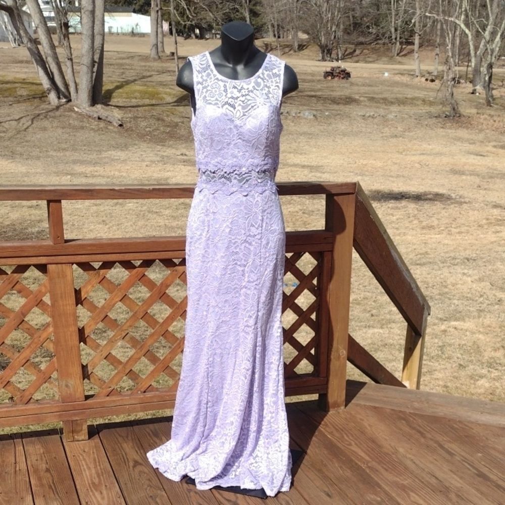 A. Byer Floor Length Sparkly Lace Light Purple Sleeveless Dress Size 9